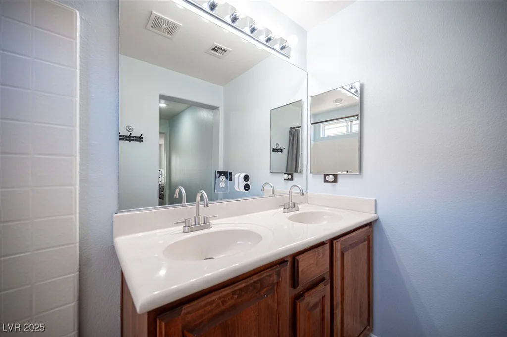10628 Calf Creek, Las Vegas, NV 89129