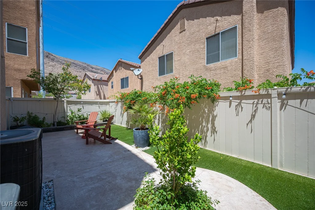 10628 Calf Creek, Las Vegas, NV 89129