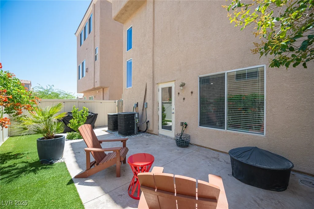 10628 Calf Creek, Las Vegas, NV 89129