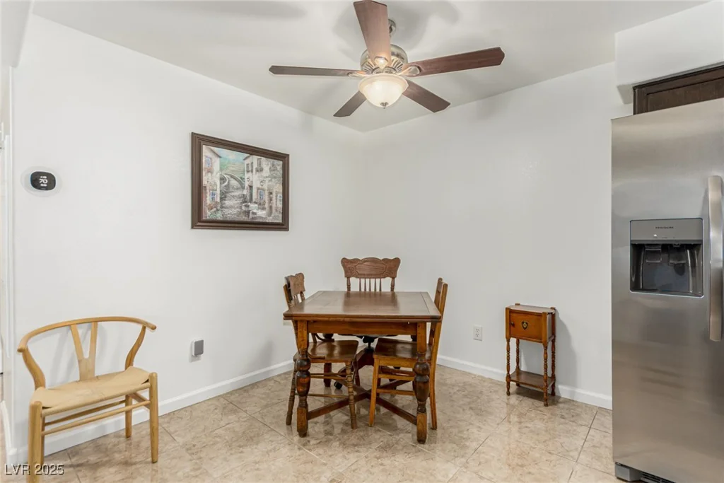 2725 Nellis, Las Vegas, NV 89121