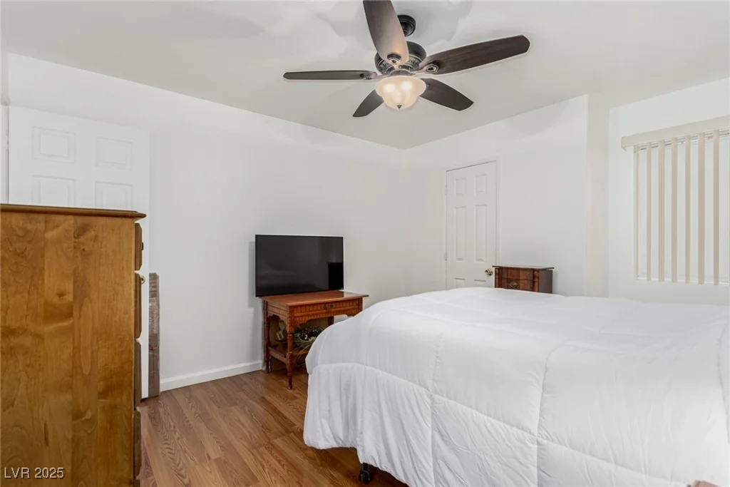 2725 Nellis, Las Vegas, NV 89121