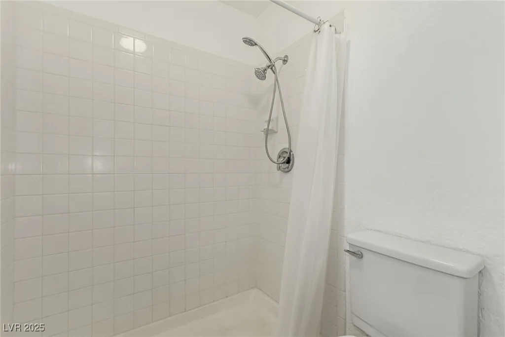 2725 Nellis, Las Vegas, NV 89121
