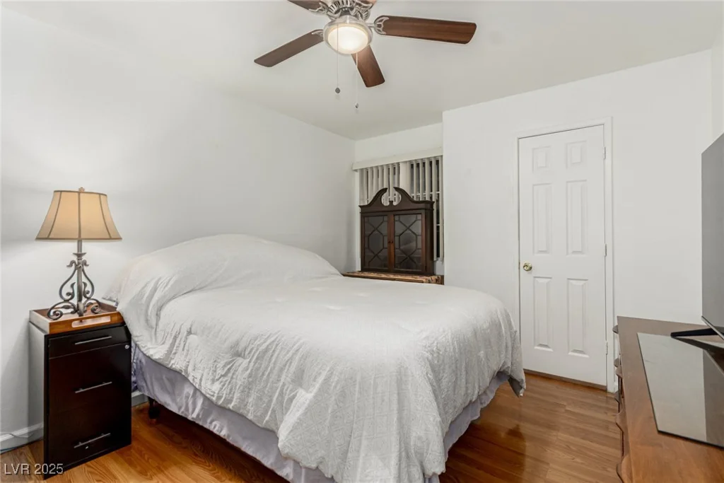 2725 Nellis, Las Vegas, NV 89121