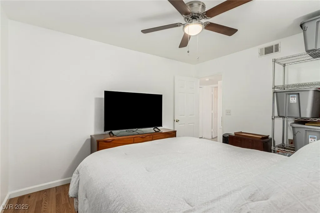 2725 Nellis, Las Vegas, NV 89121
