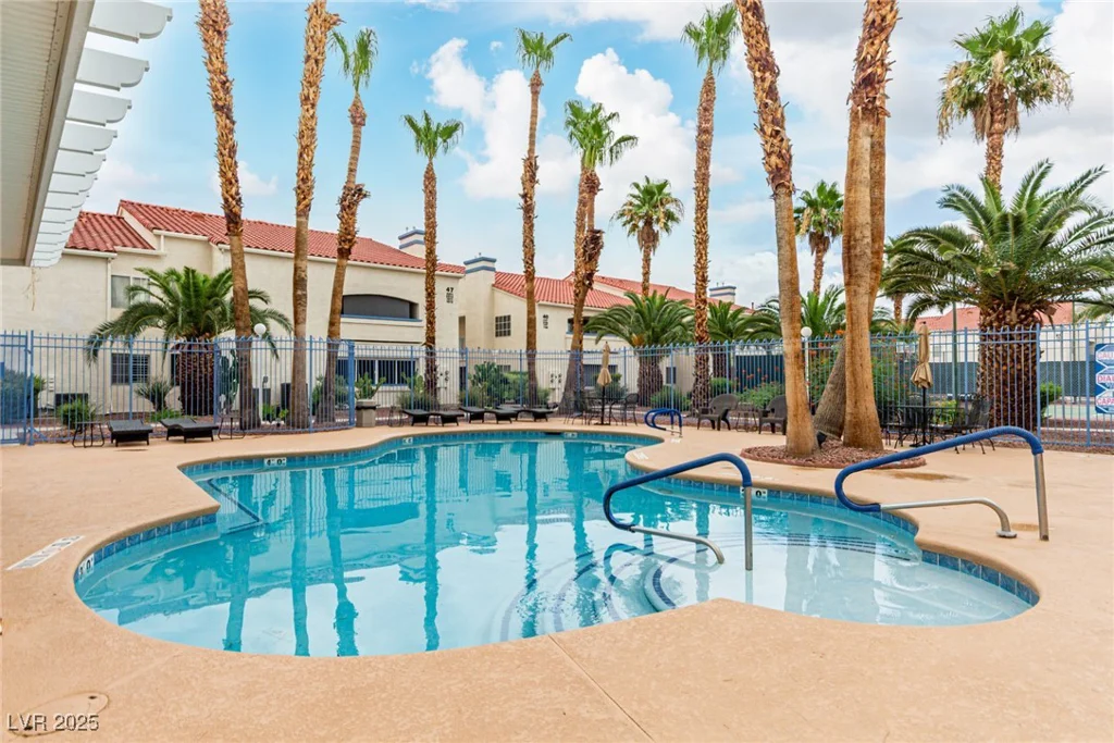 2725 Nellis, Las Vegas, NV 89121