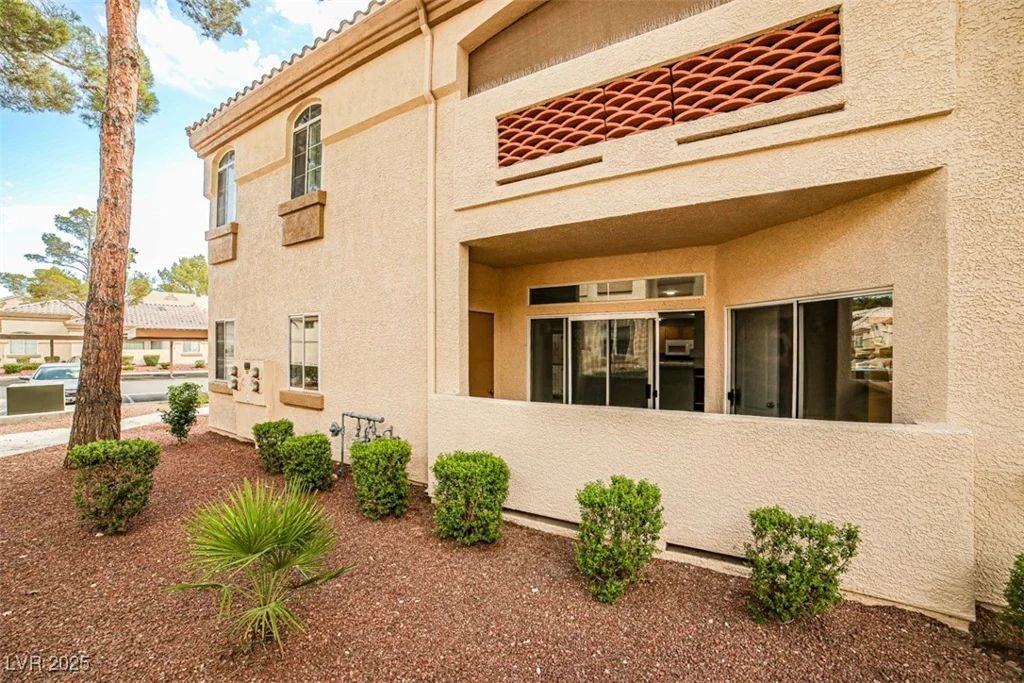 7400 Flamingo, Las Vegas, NV 89147