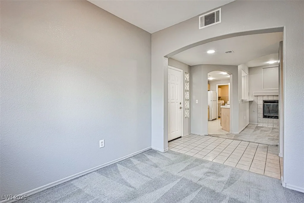 7400 Flamingo, Las Vegas, NV 89147