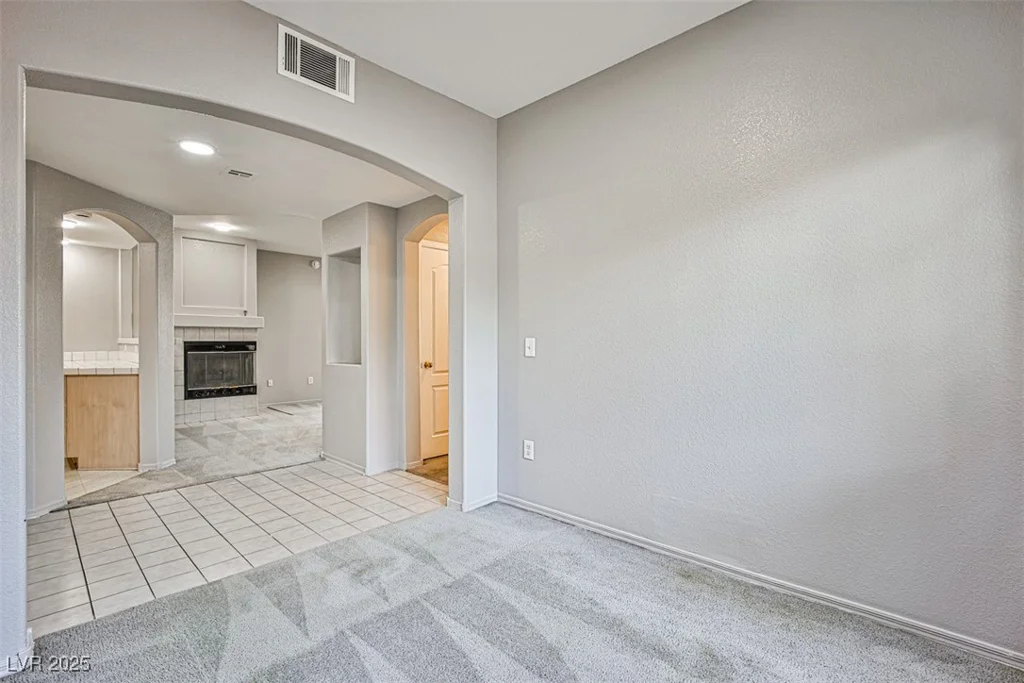 7400 Flamingo, Las Vegas, NV 89147