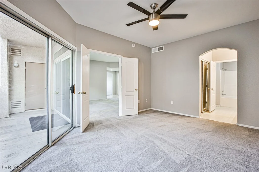 7400 Flamingo, Las Vegas, NV 89147