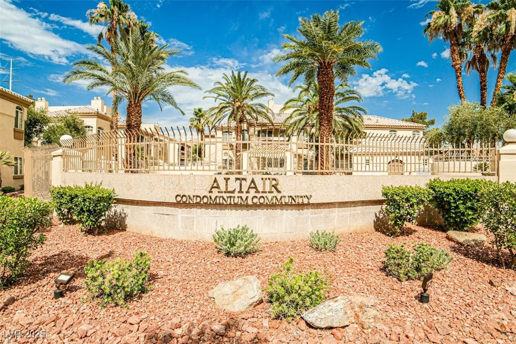 7400 Flamingo, Las Vegas, NV 89147