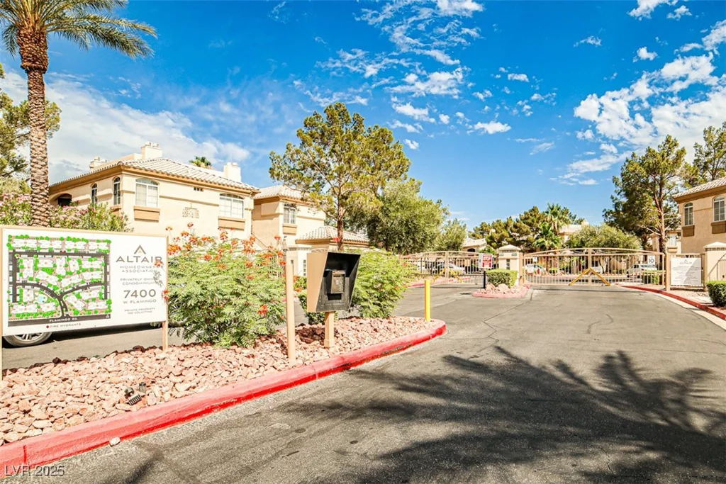 7400 Flamingo, Las Vegas, NV 89147