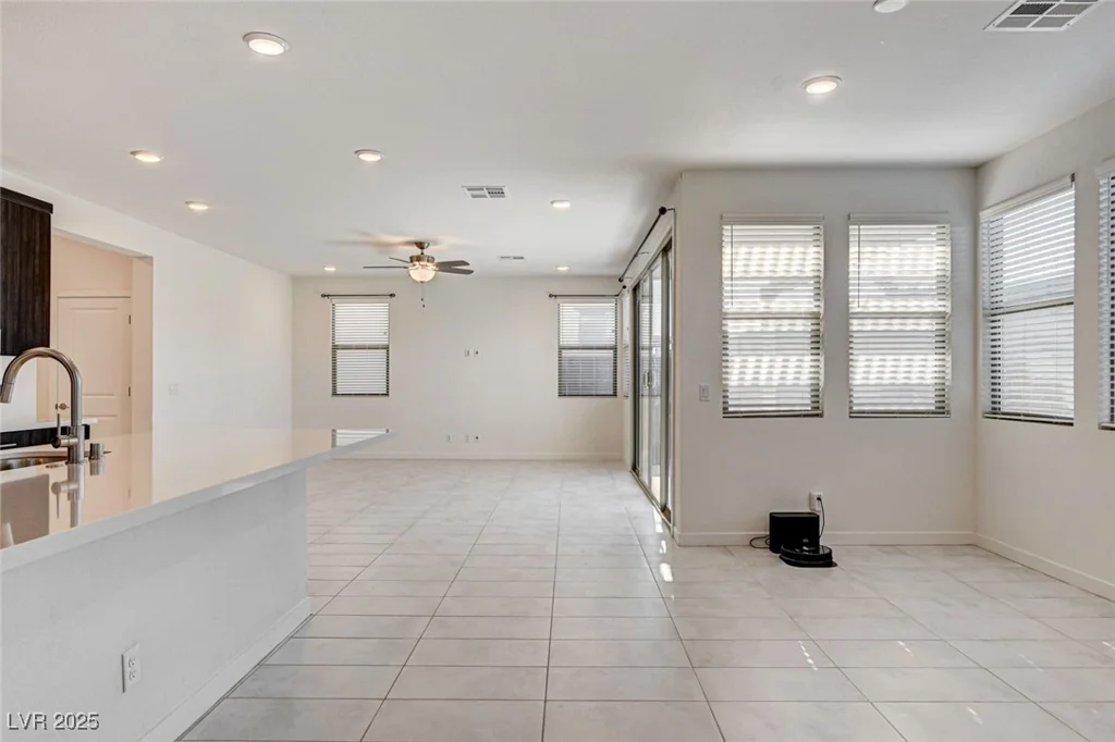532 Monarch Ridge, North Las Vegas, NV 89084