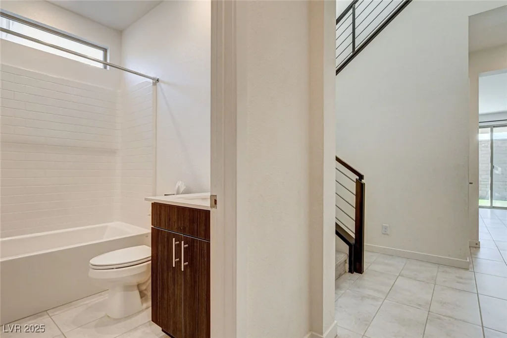 532 Monarch Ridge, North Las Vegas, NV 89084