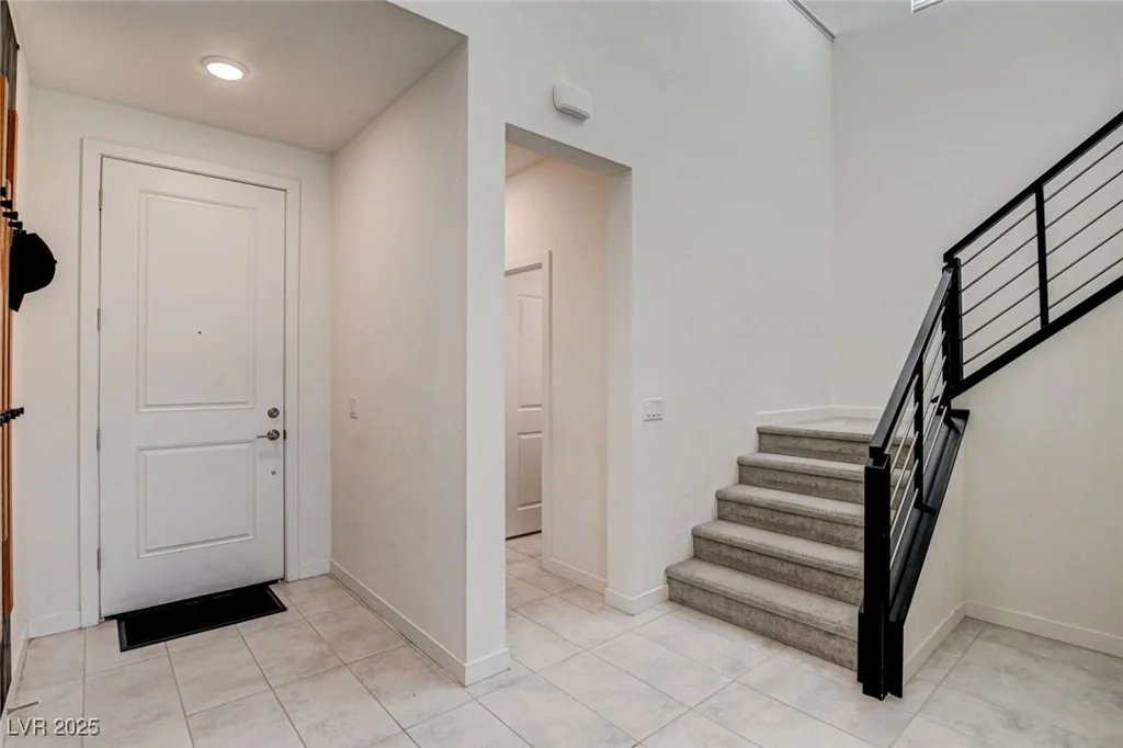 532 Monarch Ridge, North Las Vegas, NV 89084