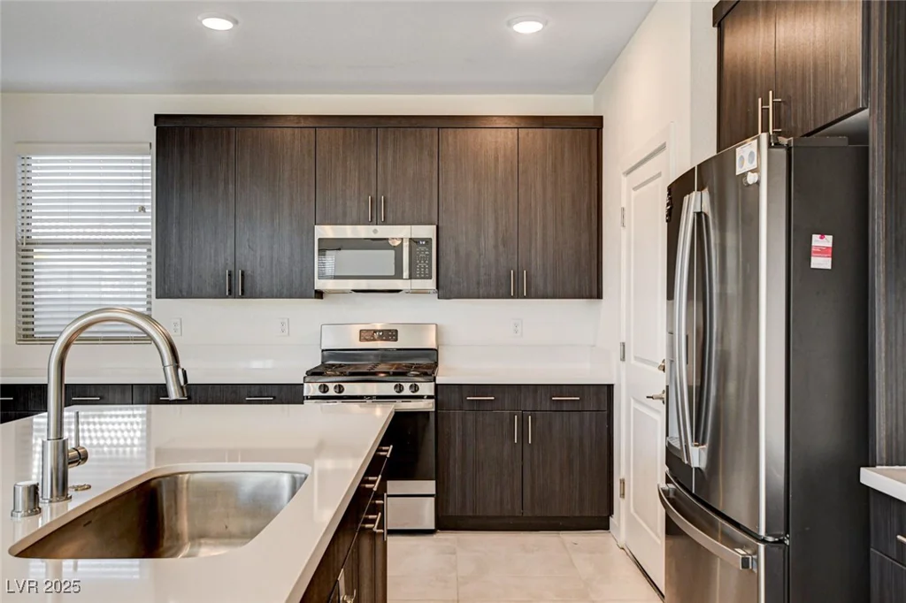 532 Monarch Ridge, North Las Vegas, NV 89084