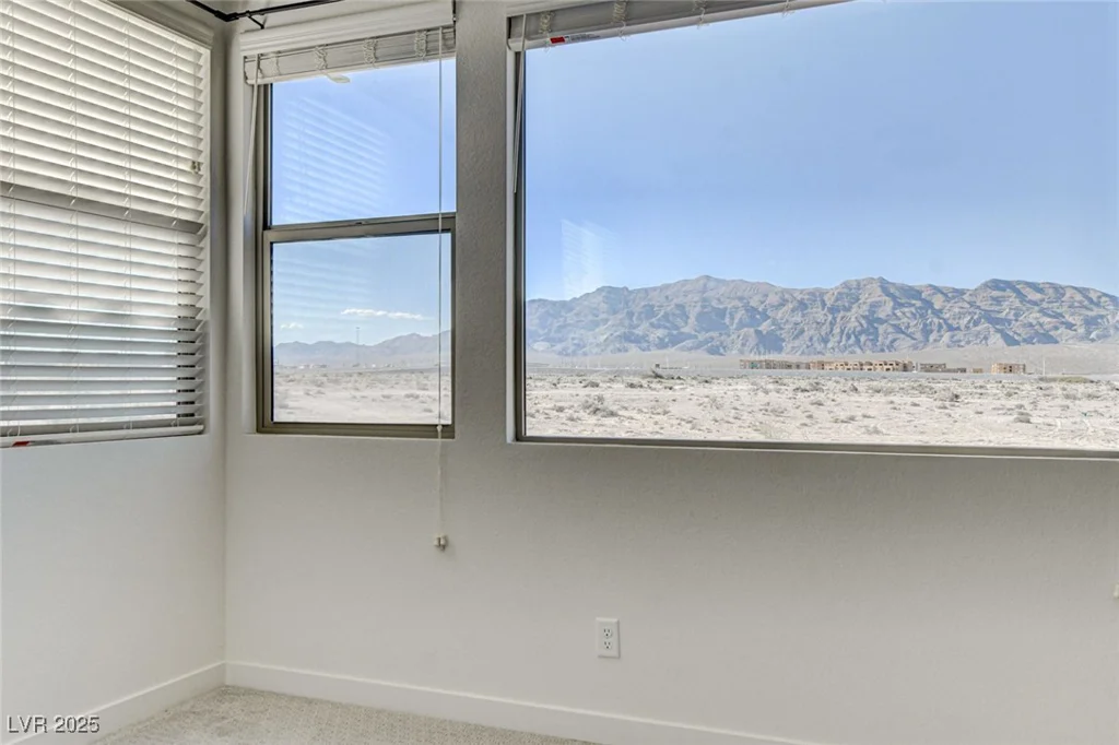 532 Monarch Ridge, North Las Vegas, NV 89084