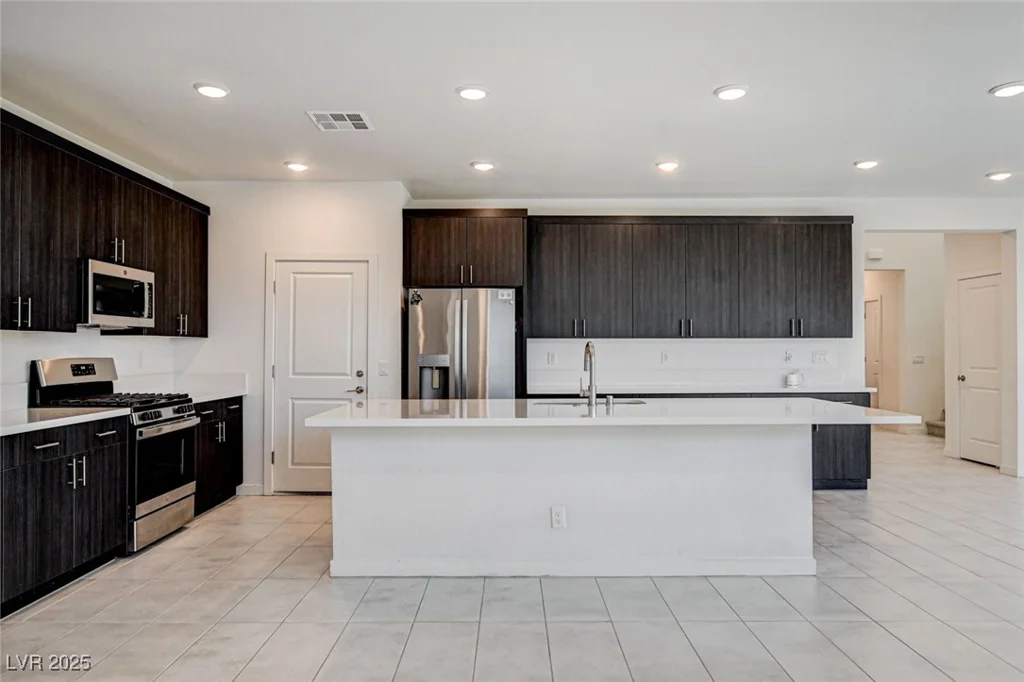 532 Monarch Ridge, North Las Vegas, NV 89084