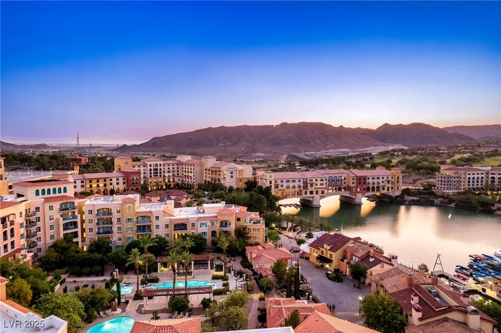 12 Via Modena, Henderson, NV 89011