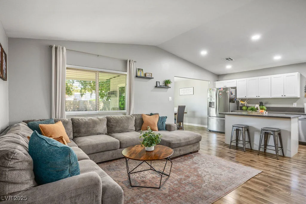 6236 Foothill, Las Vegas, NV 89118