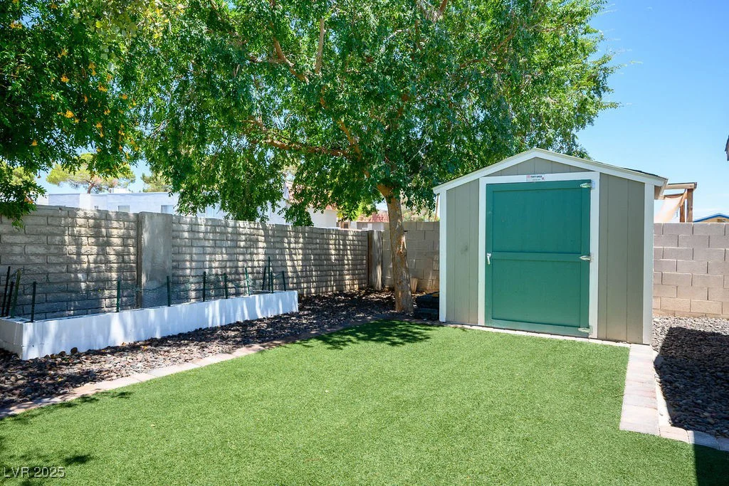 6236 Foothill, Las Vegas, NV 89118