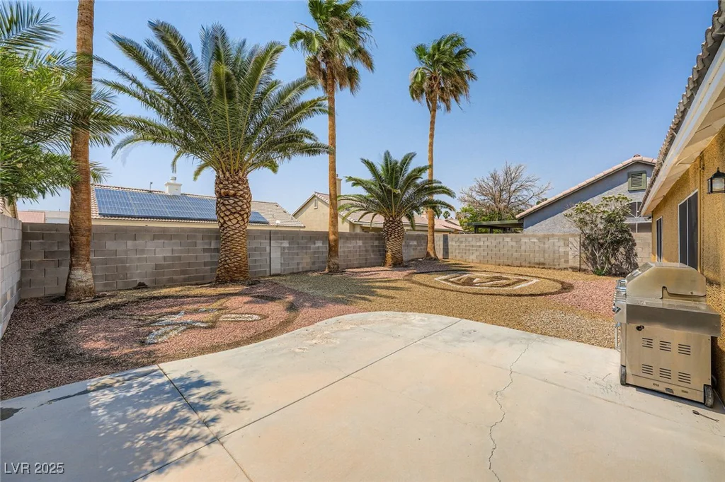 2429 Seymour, North Las Vegas, NV 89031