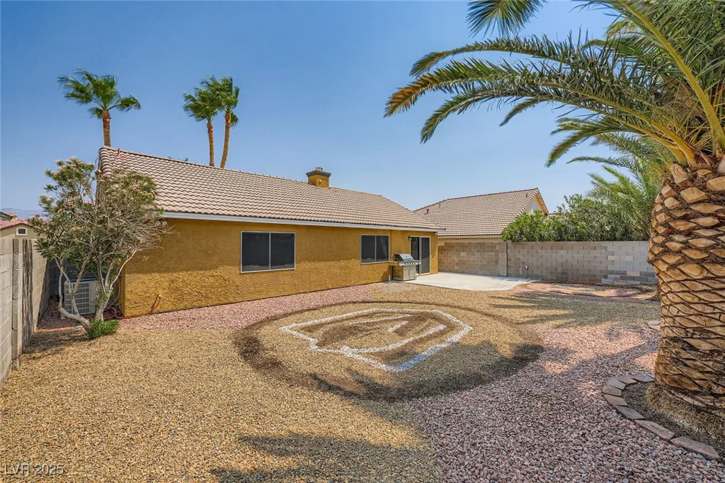 2429 Seymour, North Las Vegas, NV 89031