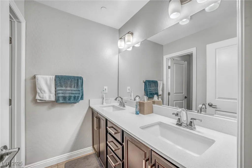 2154 Tortona, Henderson, NV 89044