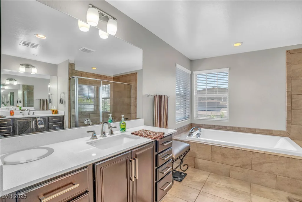 2154 Tortona, Henderson, NV 89044