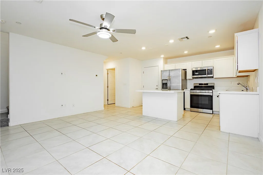 675 Omaggio, Henderson, NV 89011