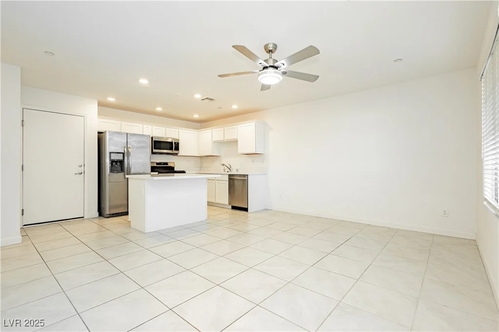 675 Omaggio, Henderson, NV 89011