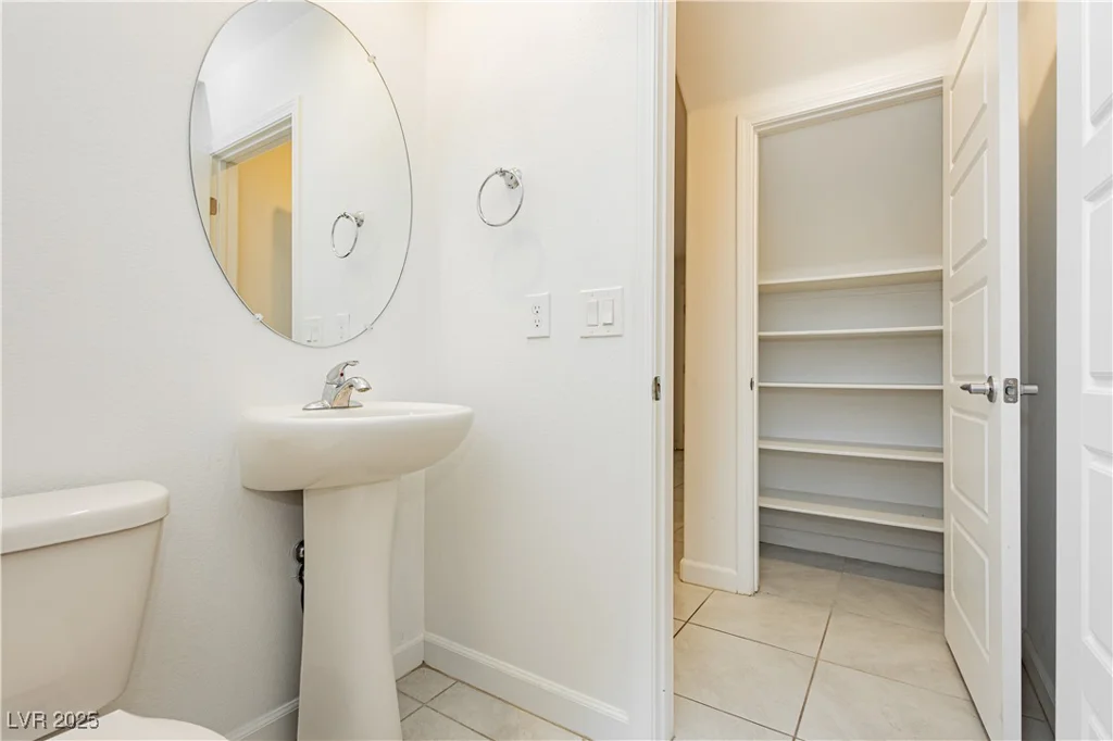 675 Omaggio, Henderson, NV 89011