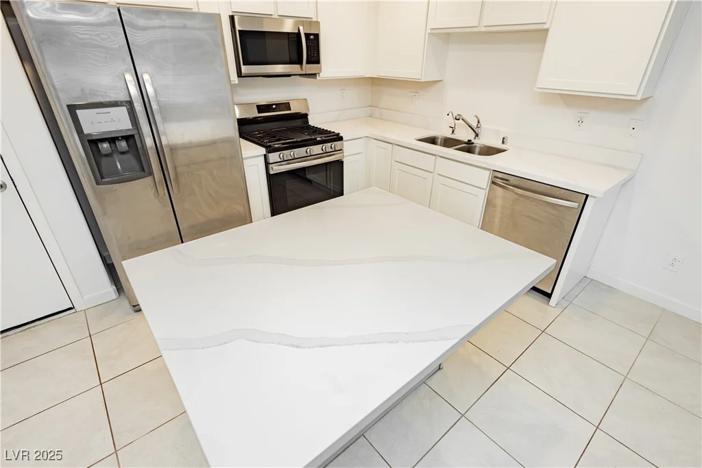 675 Omaggio, Henderson, NV 89011