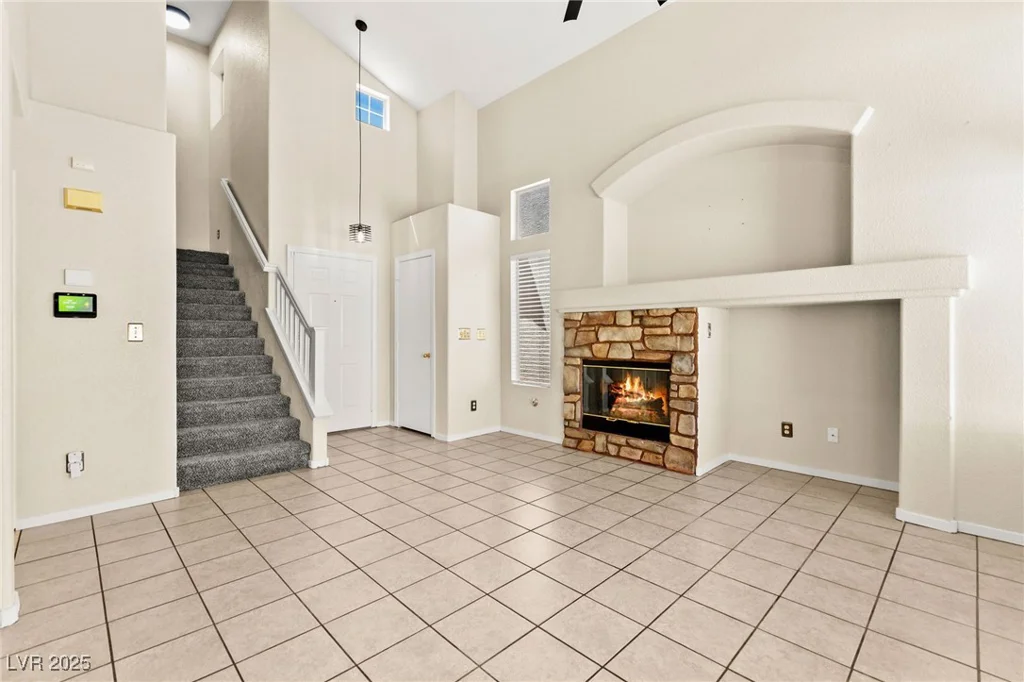 6044 Seneca Springs, Las Vegas, NV 89130