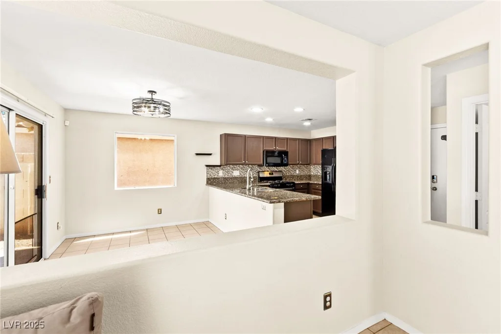6044 Seneca Springs, Las Vegas, NV 89130