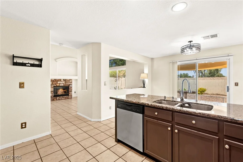 6044 Seneca Springs, Las Vegas, NV 89130