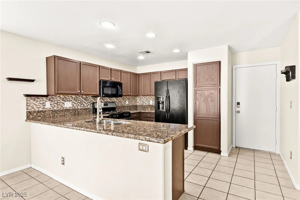6044 Seneca Springs, Las Vegas, NV 89130
