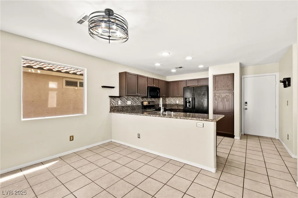 6044 Seneca Springs, Las Vegas, NV 89130