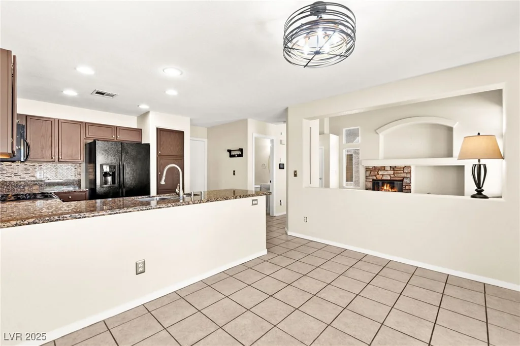 6044 Seneca Springs, Las Vegas, NV 89130