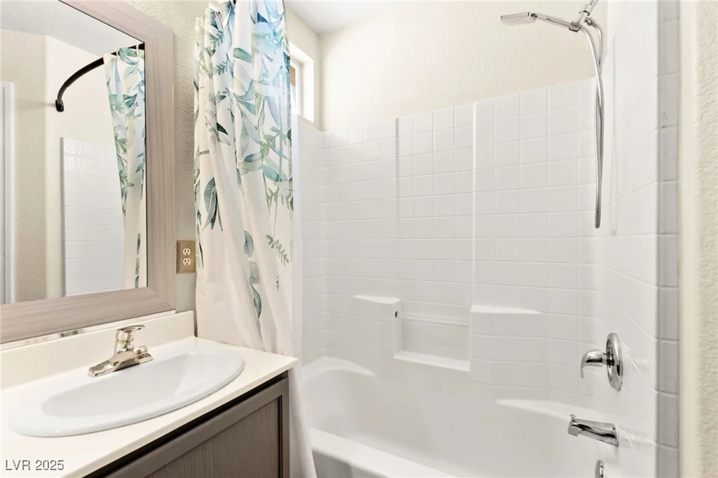 6044 Seneca Springs, Las Vegas, NV 89130