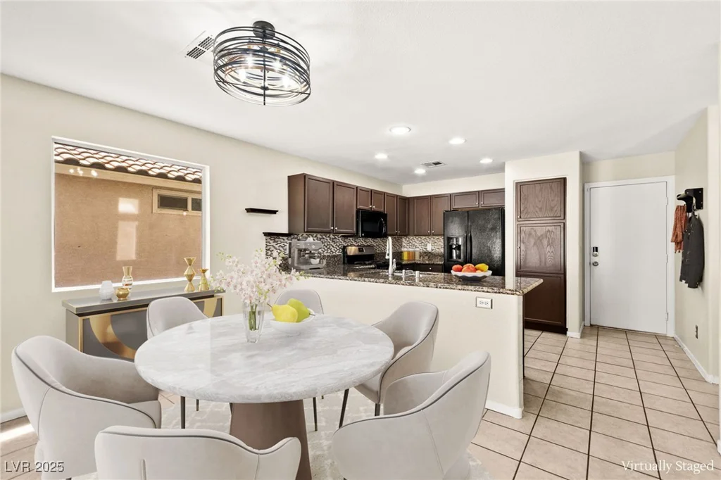 6044 Seneca Springs, Las Vegas, NV 89130