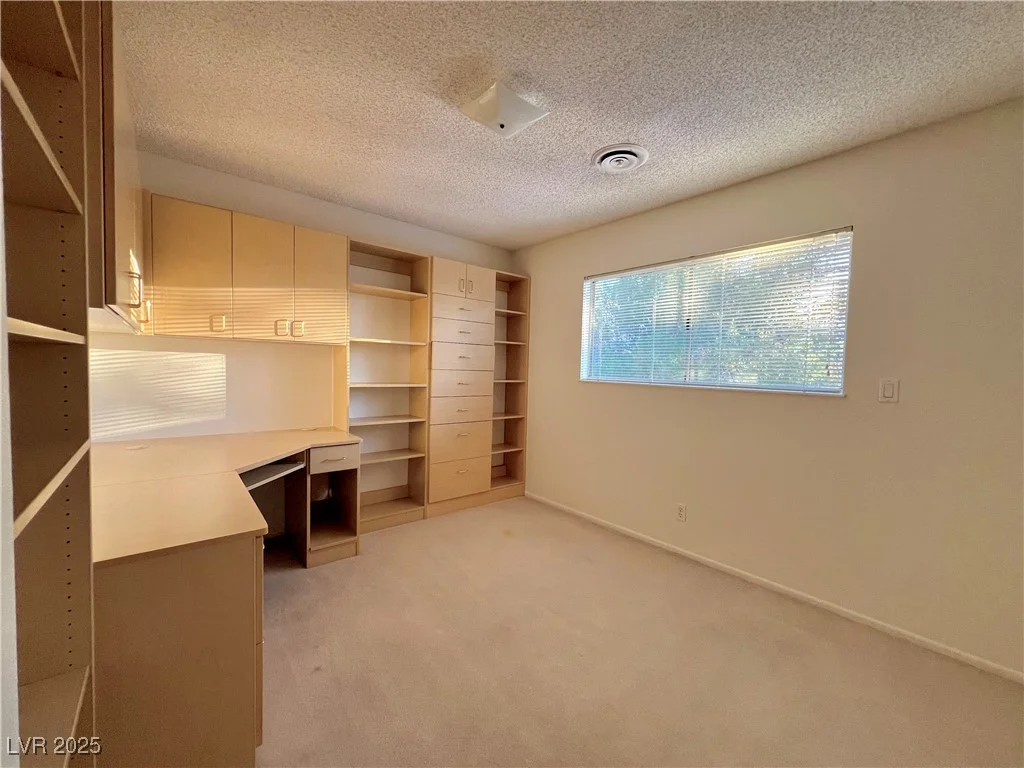 304 Broxton, Las Vegas, NV 89107