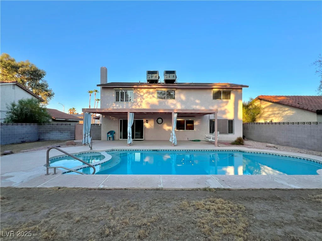 304 Broxton, Las Vegas, NV 89107
