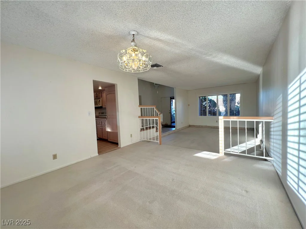 304 Broxton, Las Vegas, NV 89107