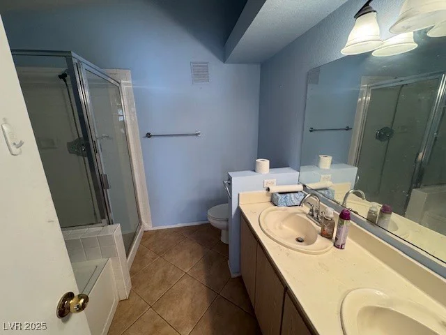 7905 Ryandale, Las Vegas, NV 89145