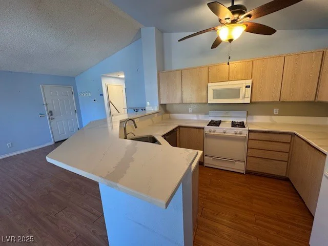 7905 Ryandale, Las Vegas, NV 89145