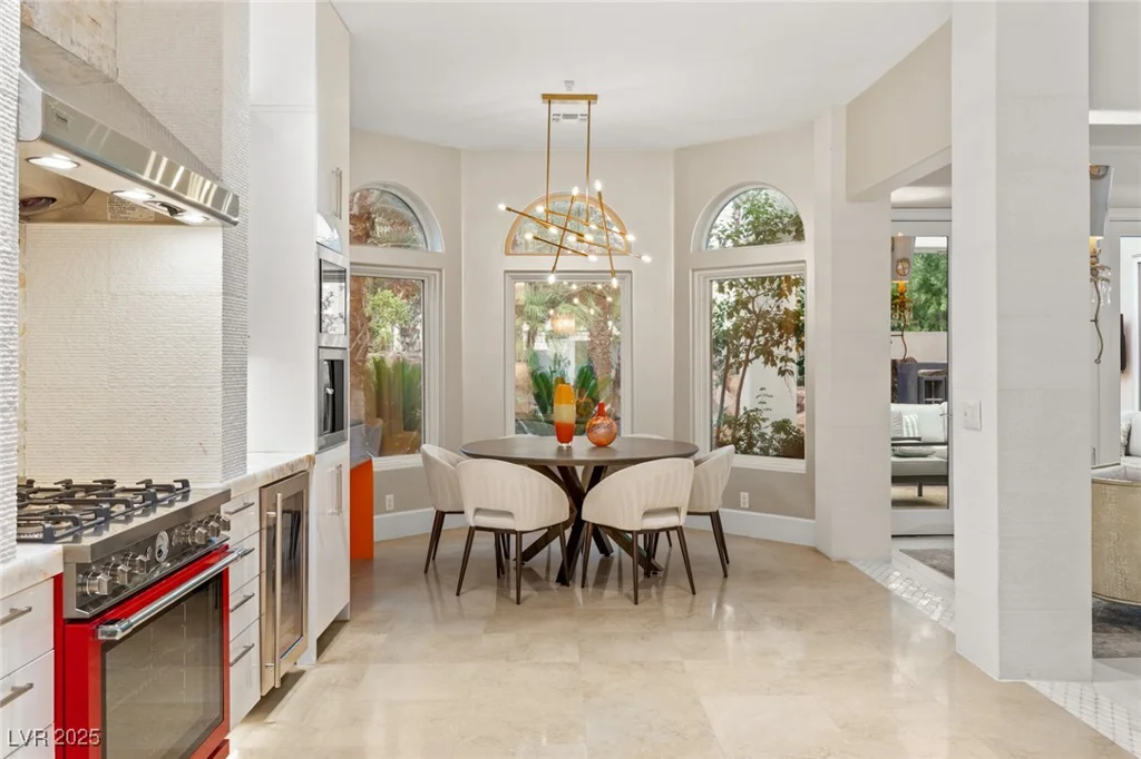 8109 Moonstone, Las Vegas, NV 89128