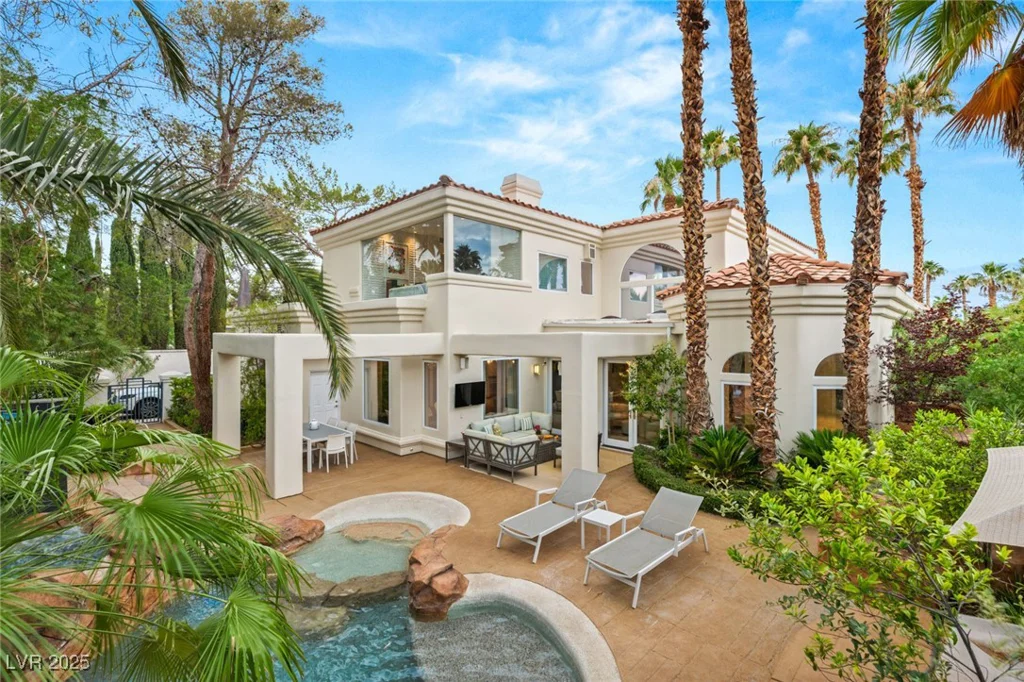 8109 Moonstone, Las Vegas, NV 89128