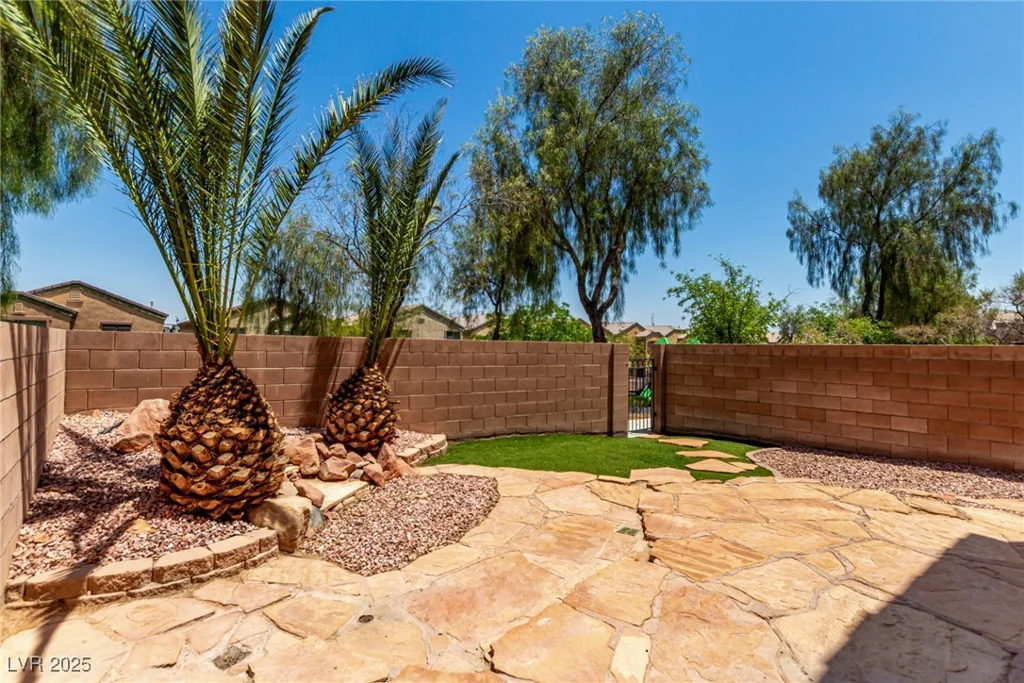 6548 Butterfly Sky, North Las Vegas, NV 89084