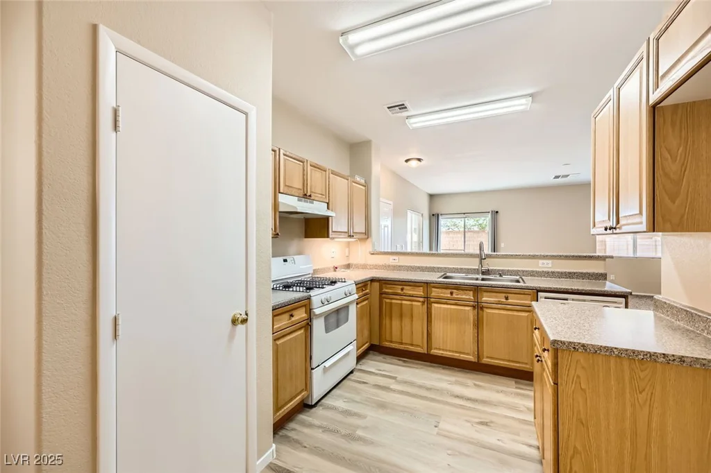 8842 Duncan Barrel, Las Vegas, NV 89178