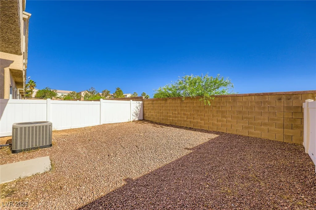 8842 Duncan Barrel, Las Vegas, NV 89178